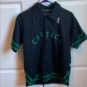 Nike Celtics Button up